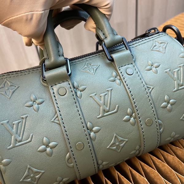 ルイヴィトンバッグ素材ディテール